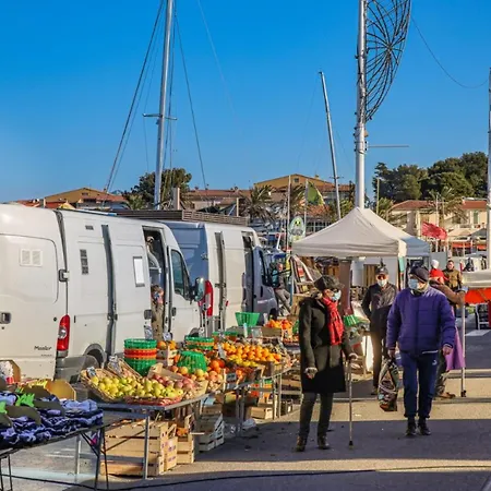 Lägenhet With Pool Near The Sea Wifi And Ac Sanary-sur-Mer